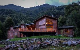 La Cabana Fishing Lodge